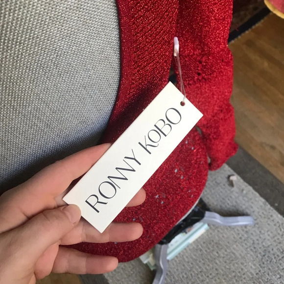 NWT Intermix Ronny Kobo Red Puff Sleeve Sweater, medium - Picture 3 of 8